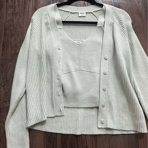 NWT Abercrombie knit cardigan and tank combo